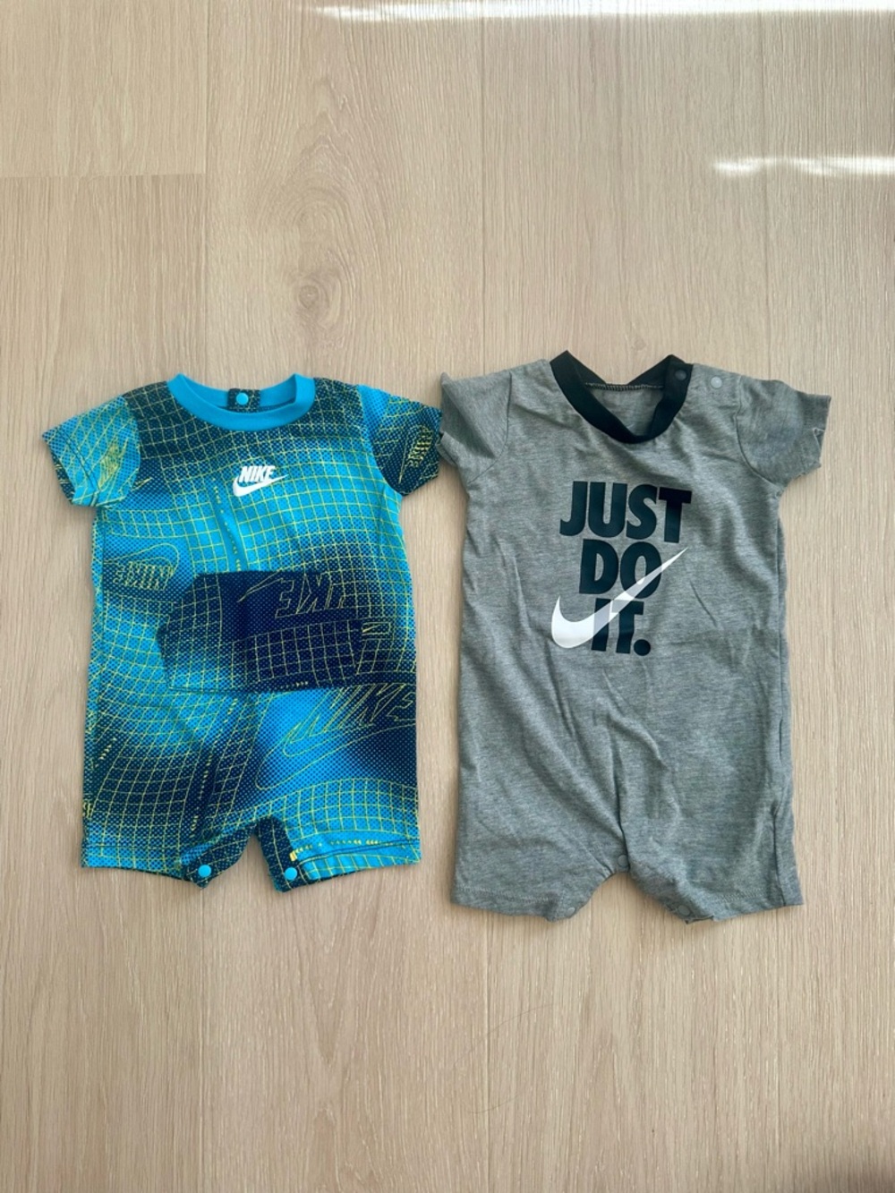 Nike Baby Rompers 3M Unisex Athletic Bodysuits (Set of 2)